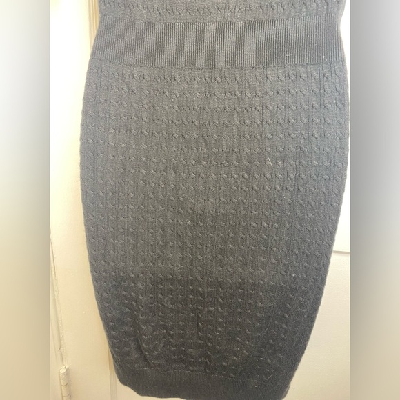 LOVERS + FRIENDS Bella Black Pearl Diamond like Button-Down Mini Sweater Dress - Picture 6 of 13